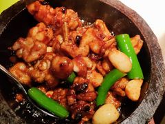石锅杭椒牛蛙-桂满陇-十里风荷(合生汇店)