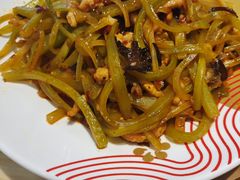 鱼香肉丝-小六汤包·老字号·中华名小吃(兴庆路店)