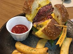 -HELLO 27 意面·沙拉·帕尼尼