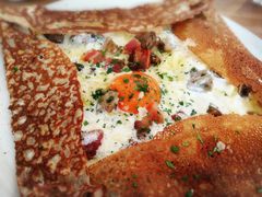 鸡蛋蘑菇熏肉荞麦可丽饼-RAC BAR(安福路店)