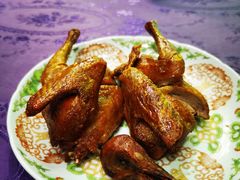 盐焗乳鸽-惠食佳·朱雀(东方商厦店)