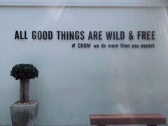 -Chom Cafe and Restaurant