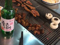 -马路牙子烧烤音乐酒馆(望京店)