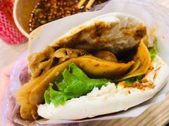 鸡蛋花干土豆片夹馍-侯志伟纯手工酸辣粉(荣民时代广场店)