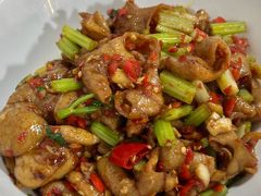 酸菜爆炒肥肠-笨罗卜浏阳菜馆(龙华鹏润达店)