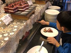 -唐拉雅秀酒店-西锦汇空中BBQ·思创餐厅