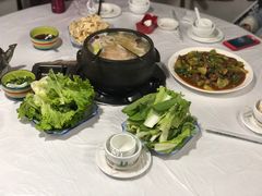 -鲁朗纳麦石锅鸡庄园