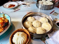 传统三鲜包子-狗不理(贵宾楼店)
