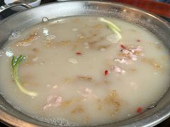 -老来福·非遗酸汤兔(凯旋路店)