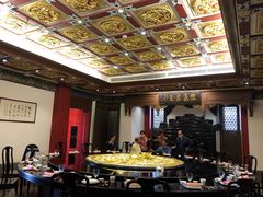 -梅龙镇酒家(南京西路总店)