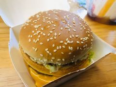 -麦当劳(中山公园龙之梦店)