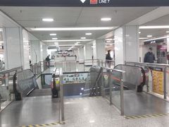 -常熟路(地铁站)