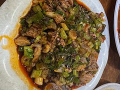 特色拌拐肉-茅屋大酒店