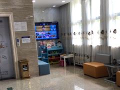 -茂菊口腔连锁(浦东南路店)