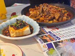 -徐记小怪兽肉蟹煲(中央大街店)