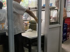 -珊珊小笼馆(仙霞路店)