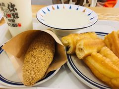 -正南齐北·老街糯米团(洪崖洞店)