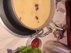 -满香宜猪肚鸡(叠彩万达店)