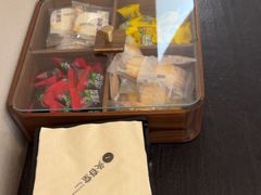 -灸春堂·艾灸·痛症·整脊连锁(之江银泰店)
