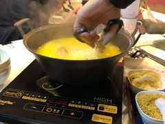 -鲜入围煮花胶鸡海鲜火锅