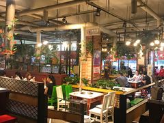 大堂-钢管厂歆瑞源油卤串串香(春熙路太古里店)