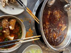 -肖肖酸萝卜鱼火锅(总店)