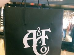 -Abercrombie&Fitch(德基广场店)