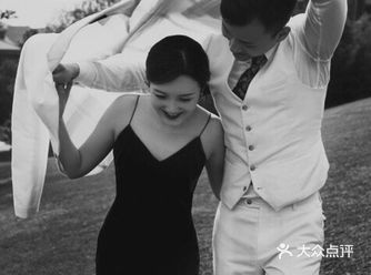 婚纱照拍摄如何给人眼前一亮的高级feel？