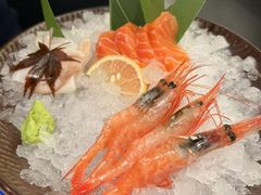 -牛YO寿喜烧·铁板烧和牛火锅自助(市府恒隆店)