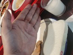 -蓝田九大碗民俗食府(蓝田店)