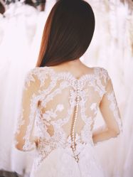 -拉瑞娜LaReine婚纱礼服高级定制