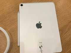 -Apple零售店(华贸购物中心店)