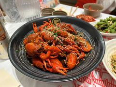 -肥肥虾庄·金牌油焖大虾(汉口城市广场店)