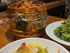 -苹果树下艺术餐厅(宋庄店)