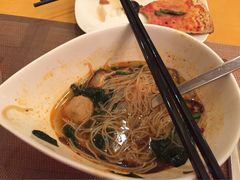西藏大厦万怡酒店-上海西藏大厦万怡酒店