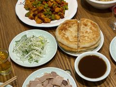-李连贵酒家熏肉大饼(昆明街店)