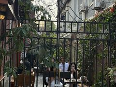 -古董花园(思南路42弄小区店)