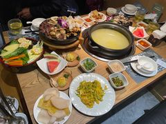 -一朵菌·野生菌探索家火锅(南亚店)