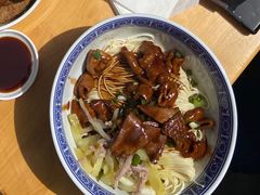 -沪西老弄堂面馆(定西路店)