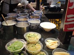 -八一路好吃街(雨田商务大厦店)