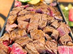 -炼火烤肉店