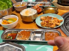 -唯成•韩国炭火烤肉 유성고기