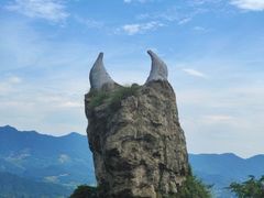 -马仁奇峰
