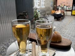 -出走咖啡·面包(宋庄店)