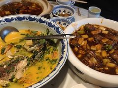 -南京金牛湖巨碗鱼头