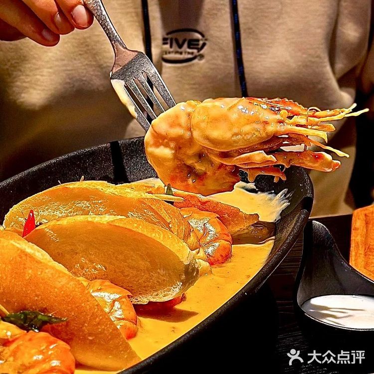 新年聚餐浪漫"法式风格"越南餐厅|太古汇人均不过百!