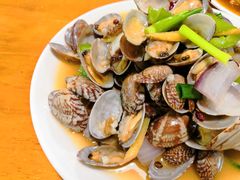 爆炒花斑蛤-温州一家人美食(西木头市店)