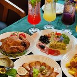 酥皮内嫩是我会喜欢的；沪爷炒饭颜值很高，饭有淡淡香味