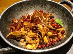 -吃饭皇帝大土家民族菜(正大广场店)