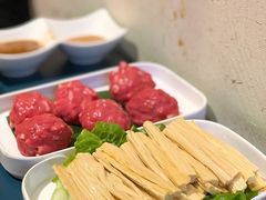 黄金鲜腐竹-邹开喜·小海鲜醉鸡煲·潮汕鲜切牛肉店(襄阳北路店)